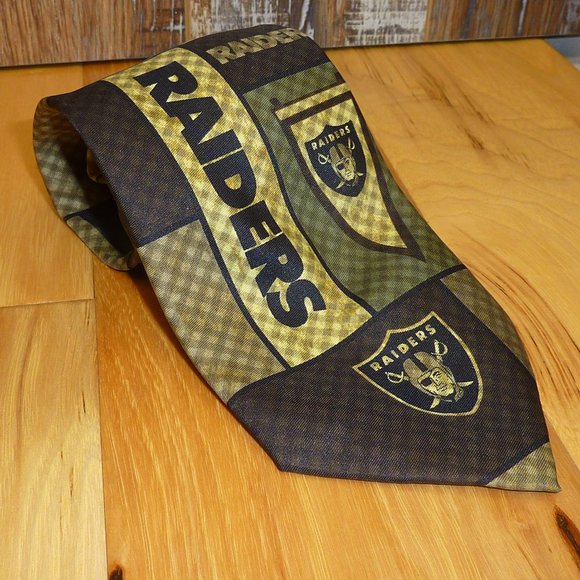 NFL Football Raiders Men's Tie - Picture 1 of 7